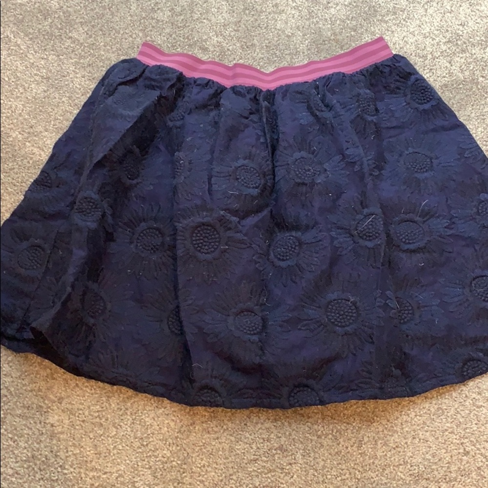 Blue daisy floral johnnieb skirt